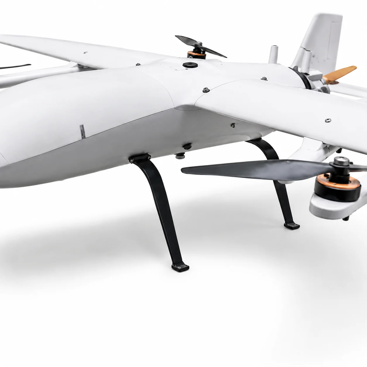 6C-4+1 landing gear and lower fuselage detail