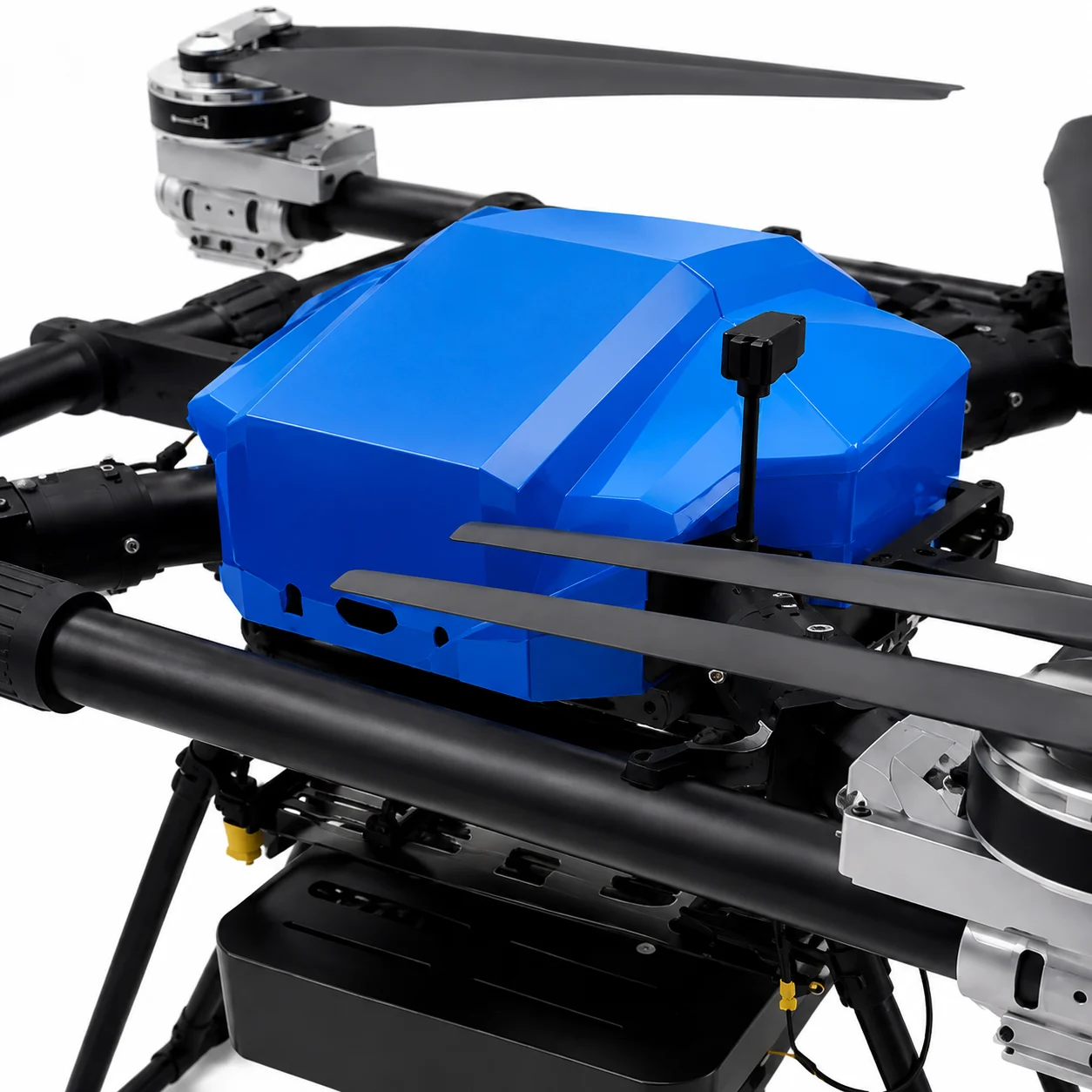 Octa-8 upper body shell and central frame detail